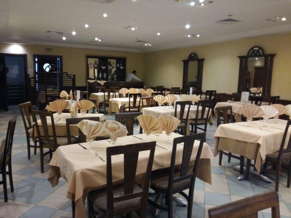Hotel Ibn Khaldoun Tunus Dış mekan fotoğraf