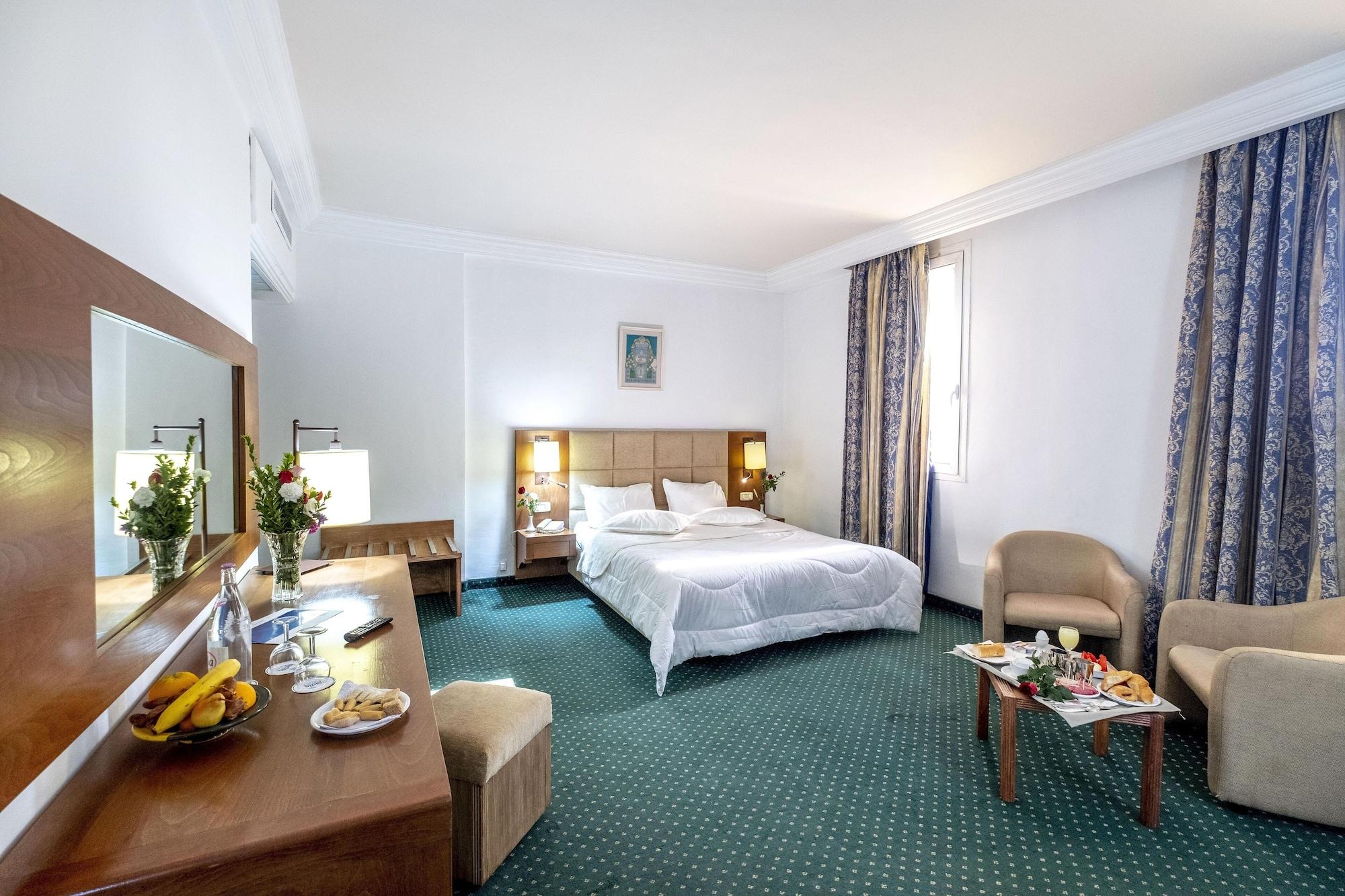 Hotel Ibn Khaldoun Tunus Dış mekan fotoğraf