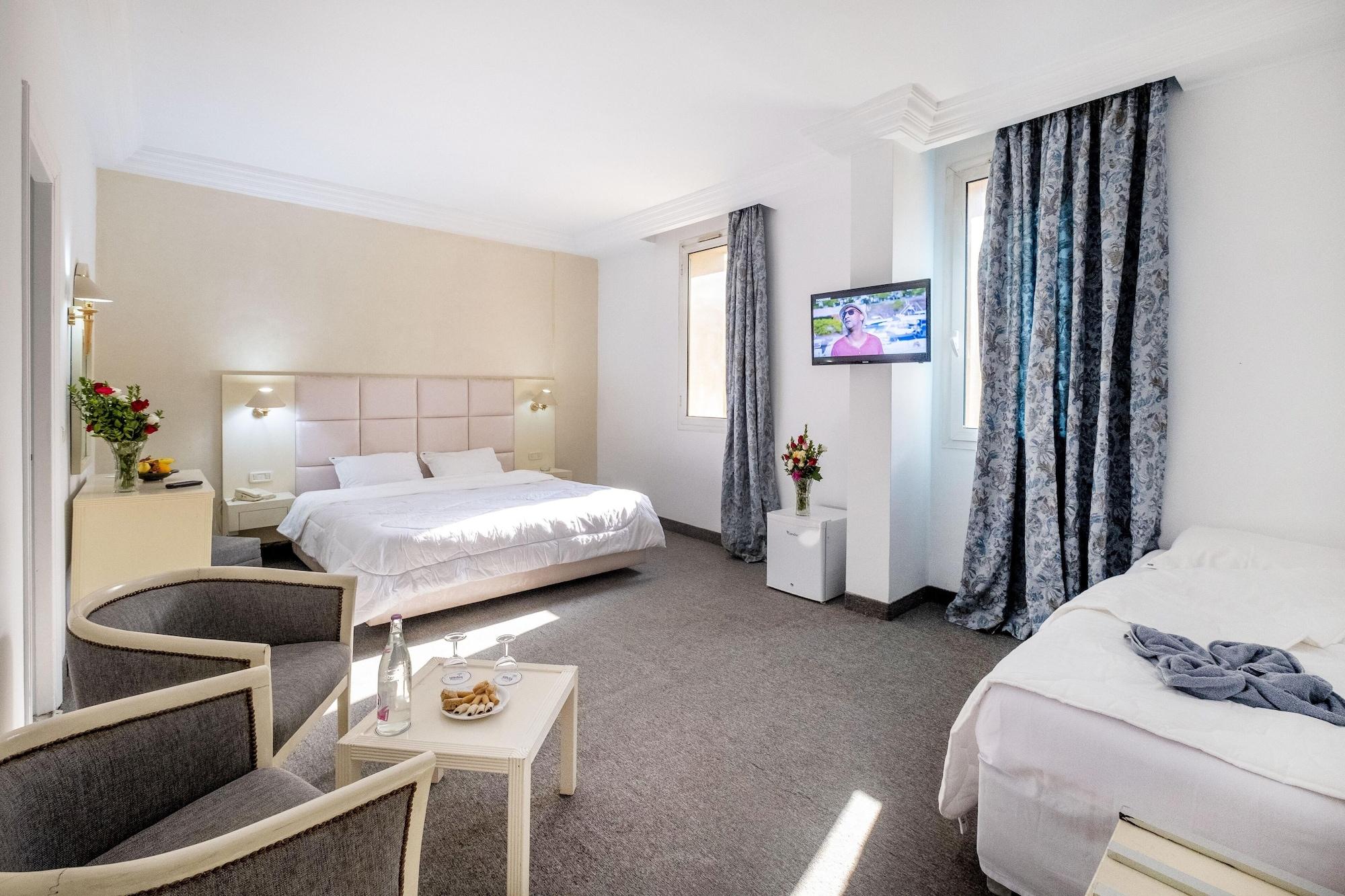 Hotel Ibn Khaldoun Tunus Dış mekan fotoğraf
