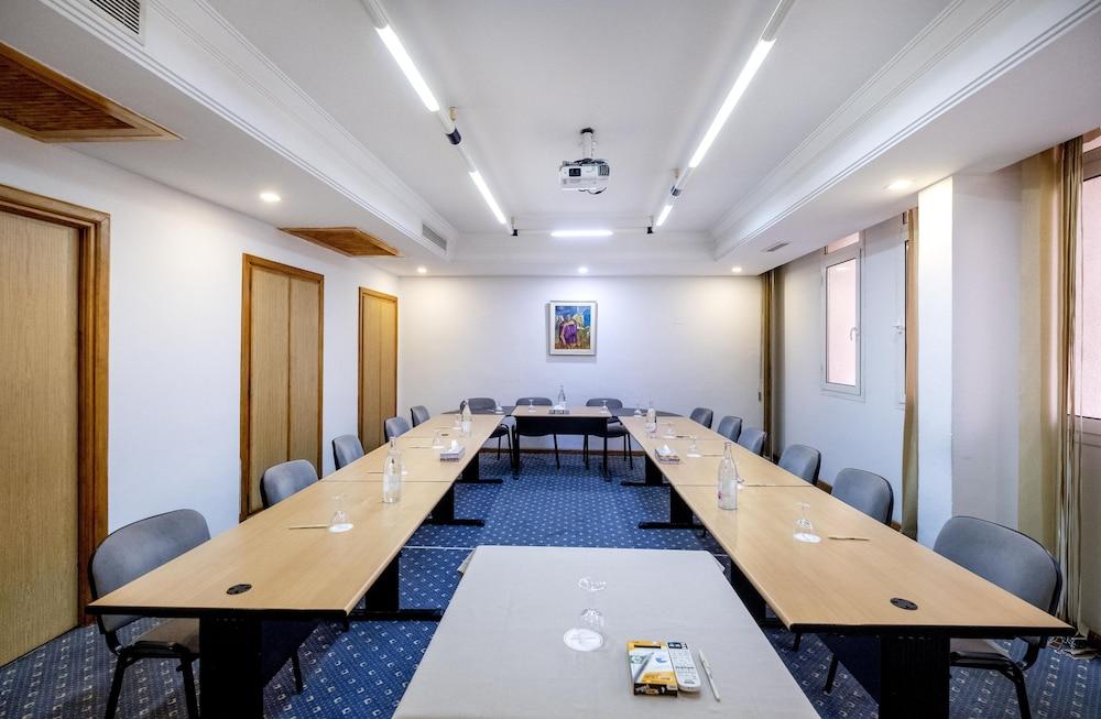 Hotel Ibn Khaldoun Tunus Dış mekan fotoğraf