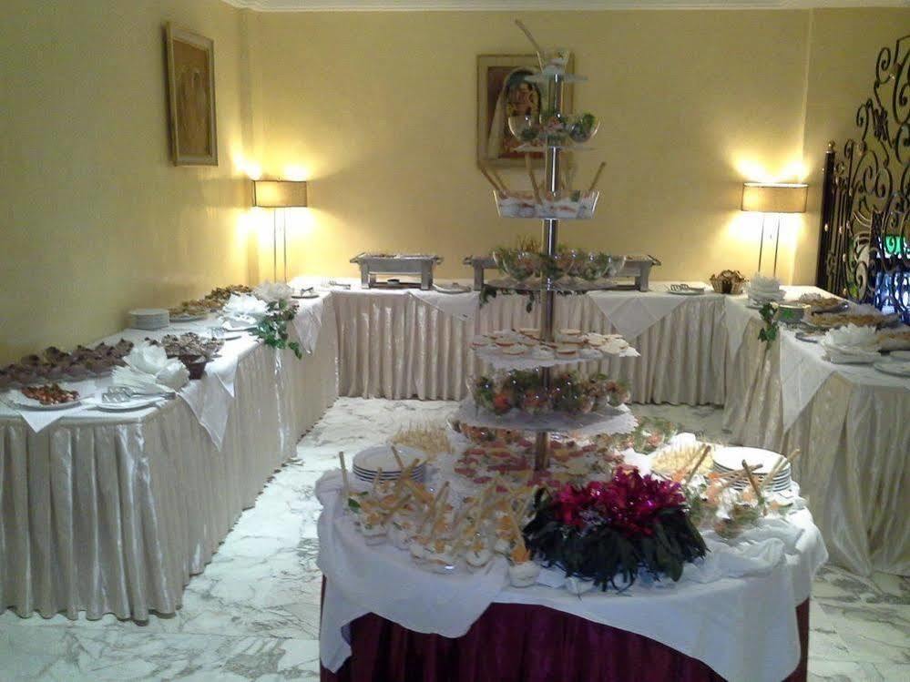 Hotel Ibn Khaldoun Tunus Dış mekan fotoğraf